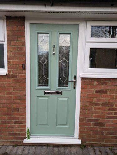 A beautiful Chart well Green Ludlow 2 Solidor, with Simplicity Glass design alongside the super secure Ultion Cylinder fitted in St Albans